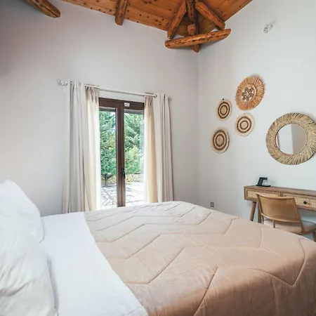 Terra With Private Pool * Marantochori